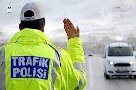 TAKSİ YA DA SERVİS MİNİBÜSÜ KULLANIRKEN TRAFİK CEZASI UYGULANAN KİŞİ NEDENİYLE İŞVERENE İDARİ SGK PARA CEZASI UYGULANMASI
